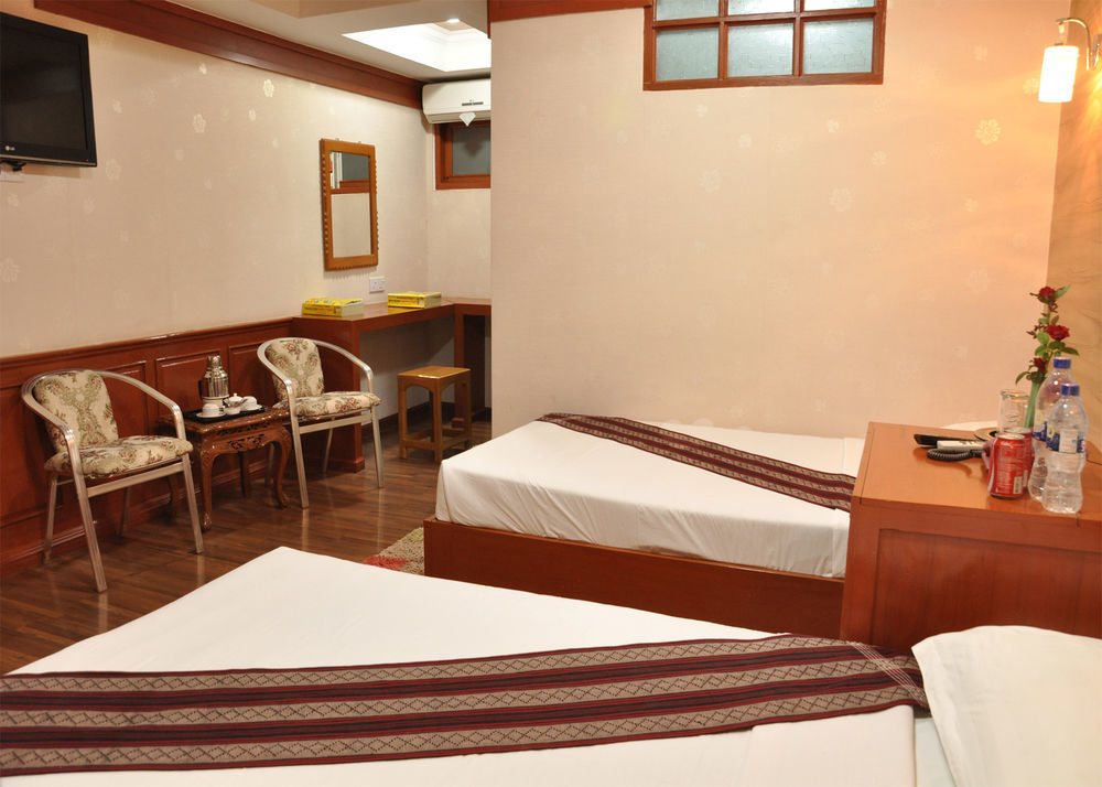 Green Land Motel Баган Екстериор снимка